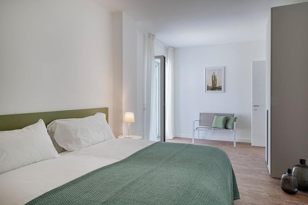 Deluxe Apartments by Wonderful Italy