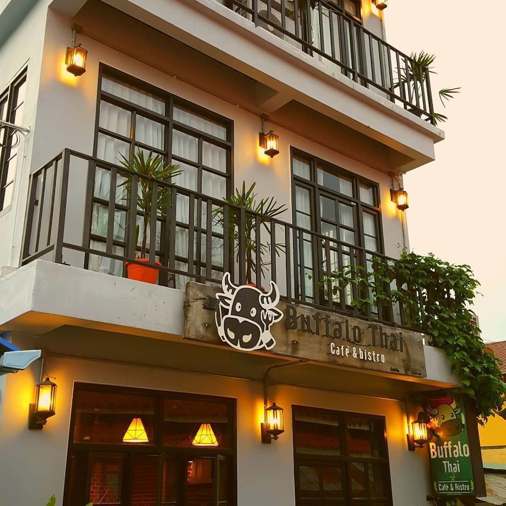 Buffalo Thai Cafe & Bistro
