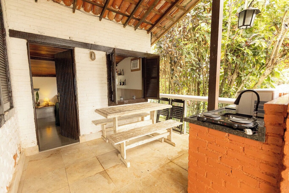 Ref gio em Angra - Su te Vista Mar Pet Friendly