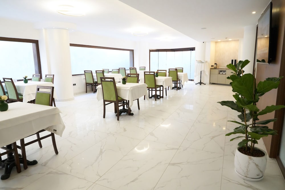 Mira Otel Alsancak - Image 36