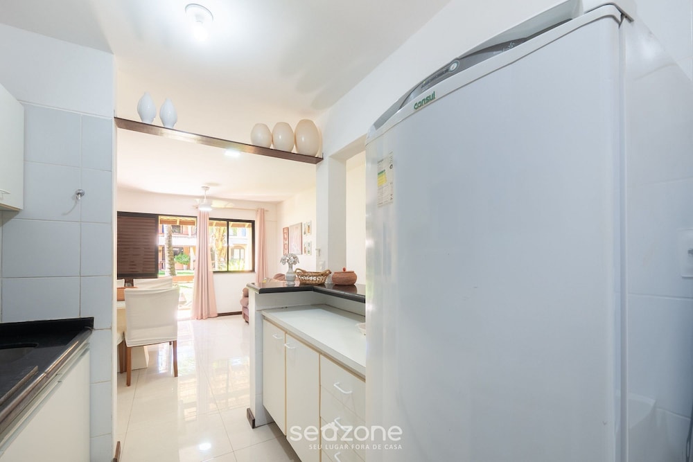 Condominium With Gym and Pool in Guarajuba - Camacari GSH