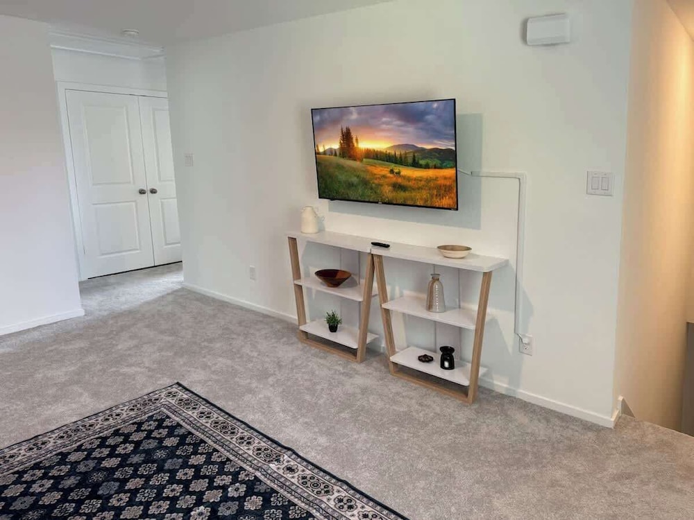 @ Marbella Lane - Tranquil Escape in Texas Pines