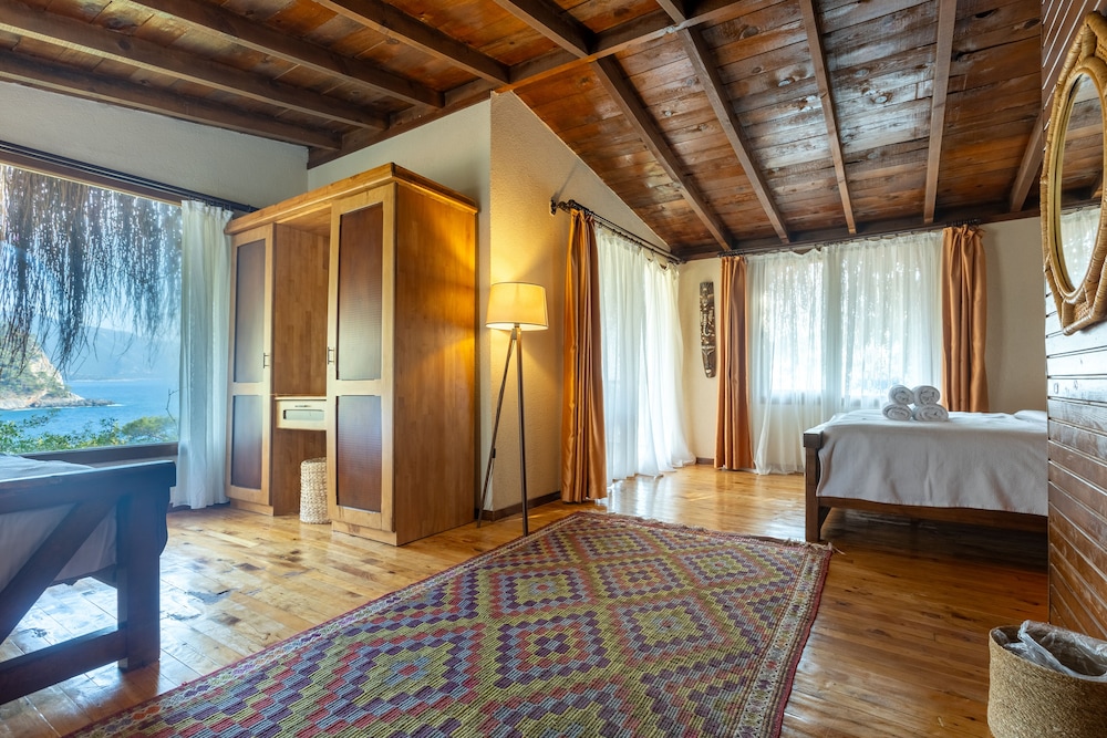 La Boheme Kabak - Image 47