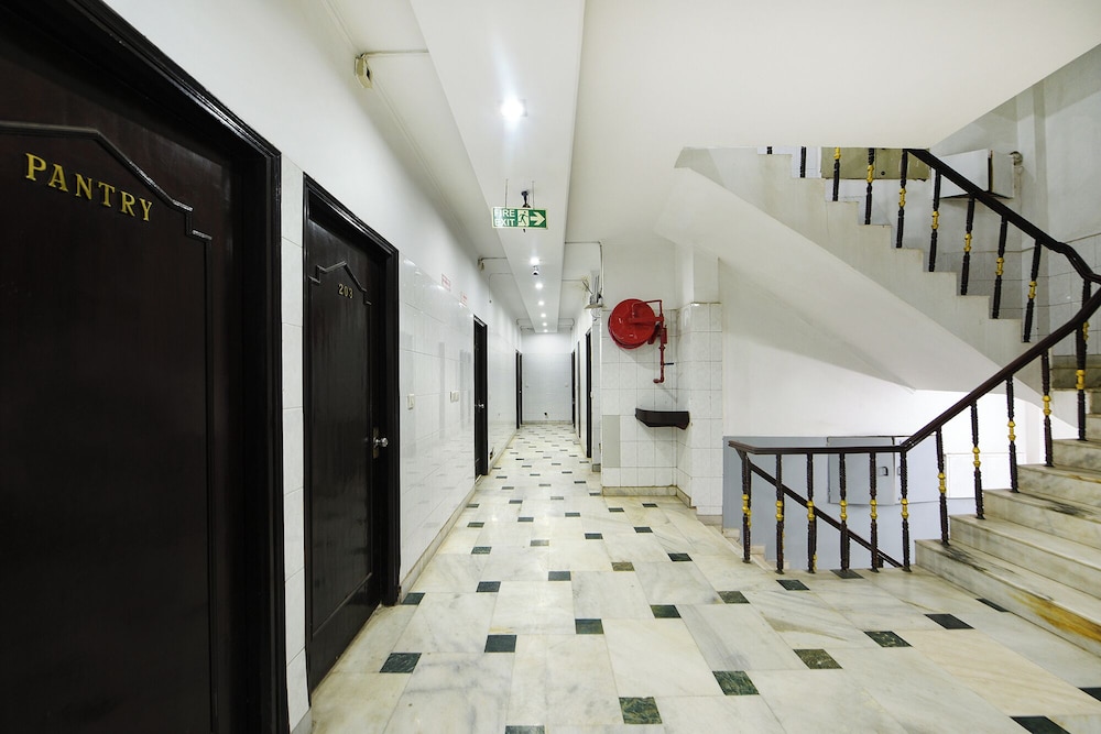 Fabhotel Delhi Darbar