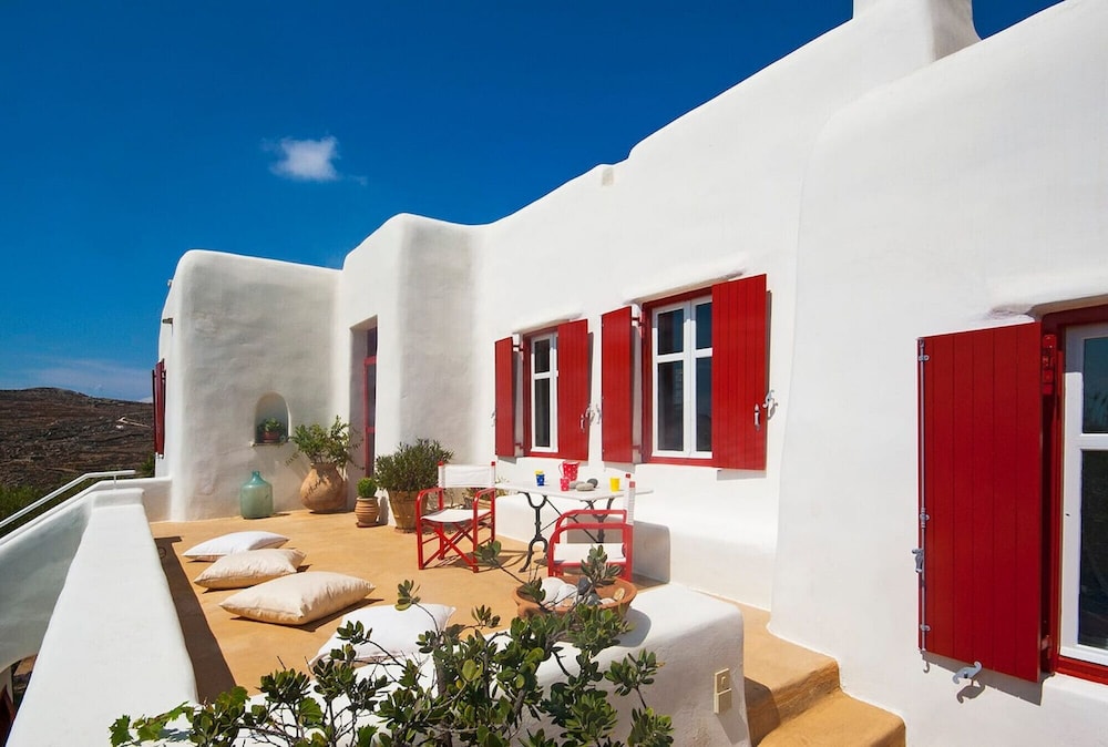 Villa Halara With Stunning View view 3