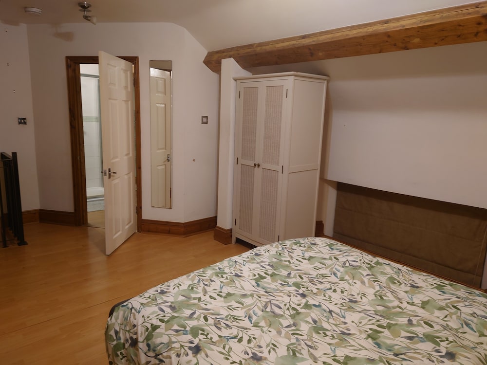 Fully Detached Cottage House Loddington Kettering