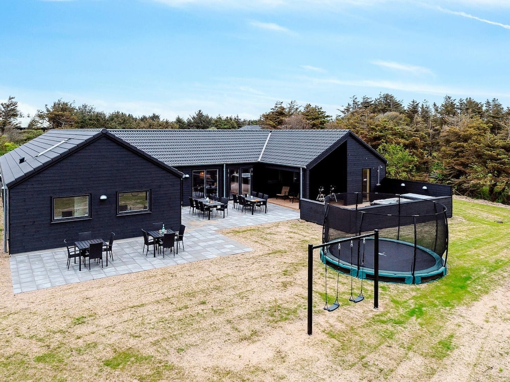 5 Star Holiday Home in Lokken