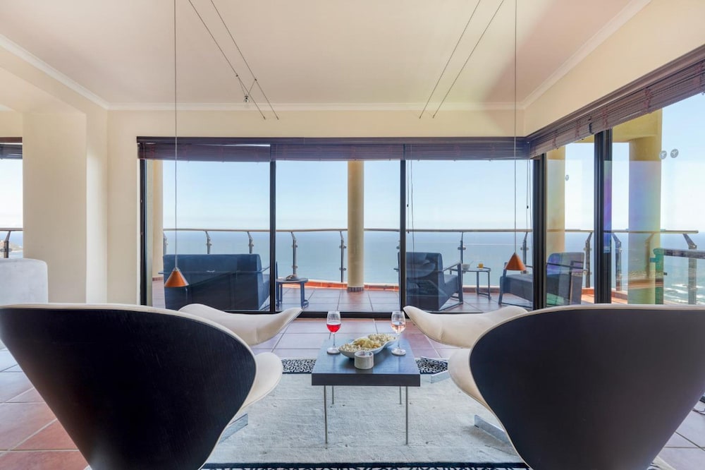 Villa Sol Camps Bay - Family Retreat With 360 Views