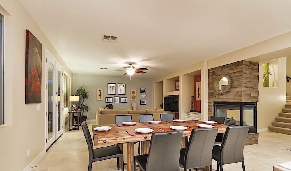 Dynamite By Signature Vacation Rentals