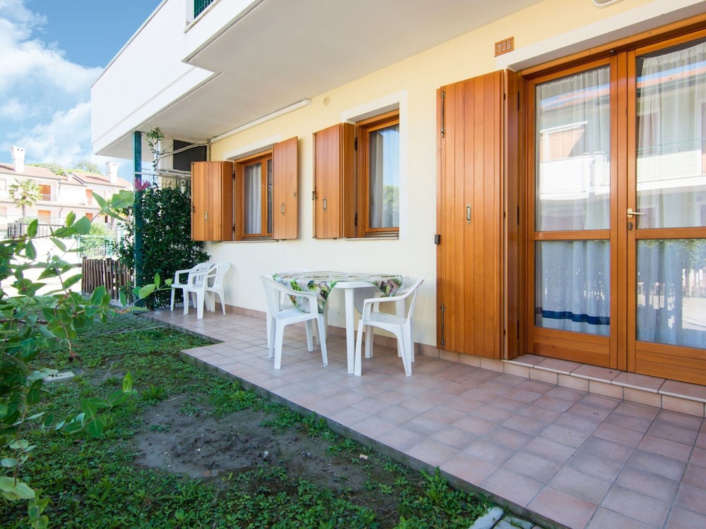 Belvilla by OYO Holiday Home in Rosolina view 4
