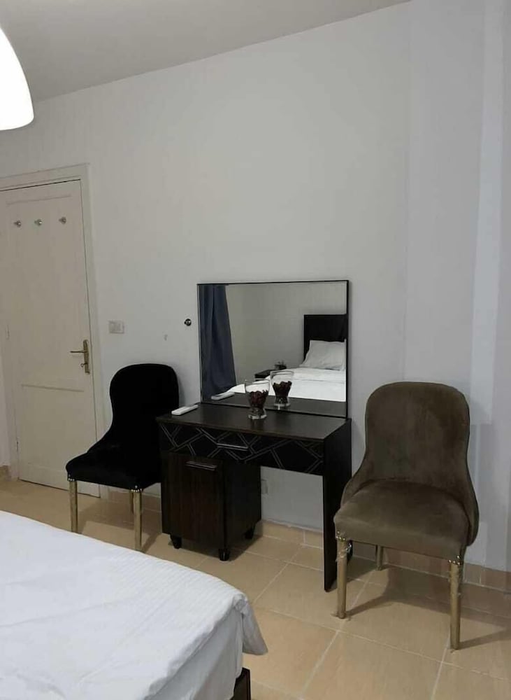 Unique Hotel Apt In Madinaty b6.69.5.4 view 5
