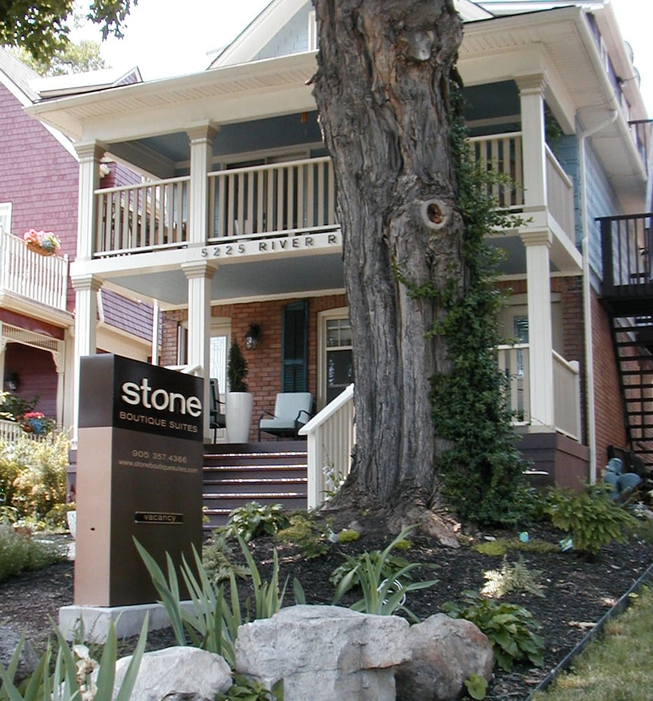 Stone Boutique Suites
