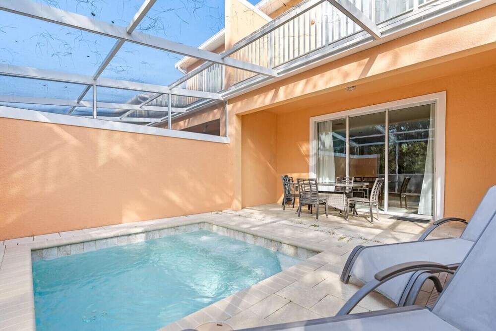 Amazing Family House w pvt Pool - 1605
