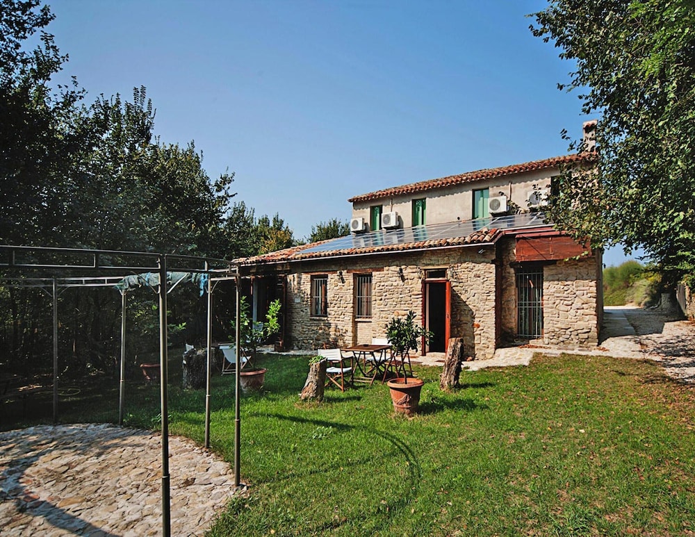 Casa by Sea in a Quiet Cove