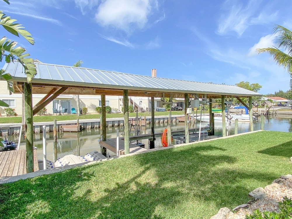 135 Island Escape: 5br Home W/ Pool And Spa! 5 Bedroom Home