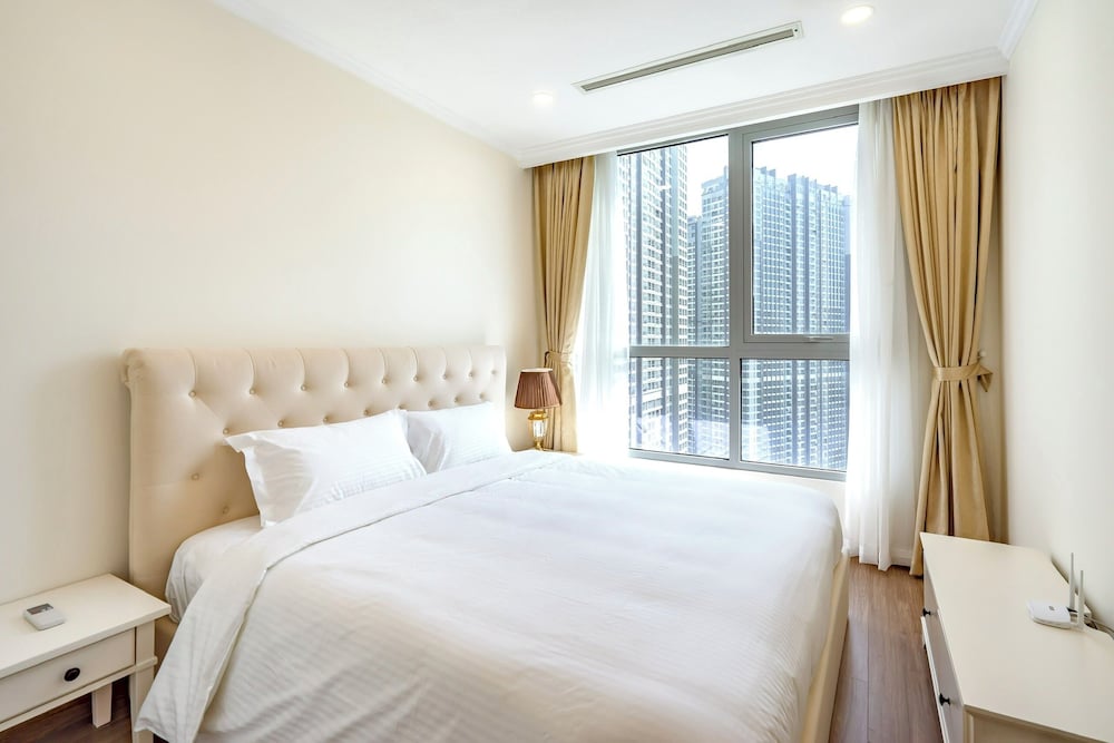 Landmark Plus . Vinhomes Central Park
