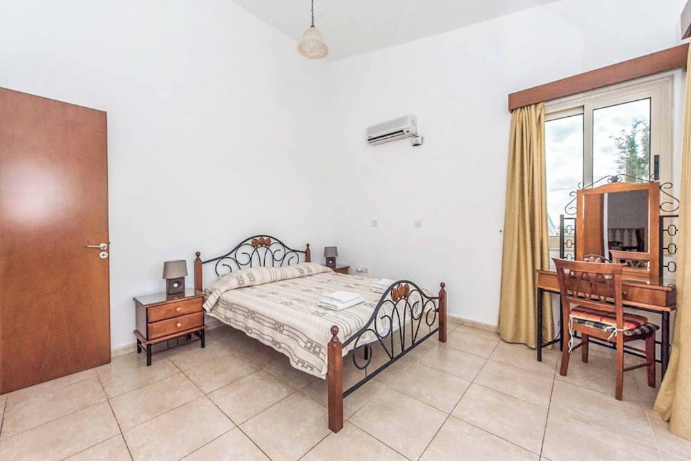Villa Theo