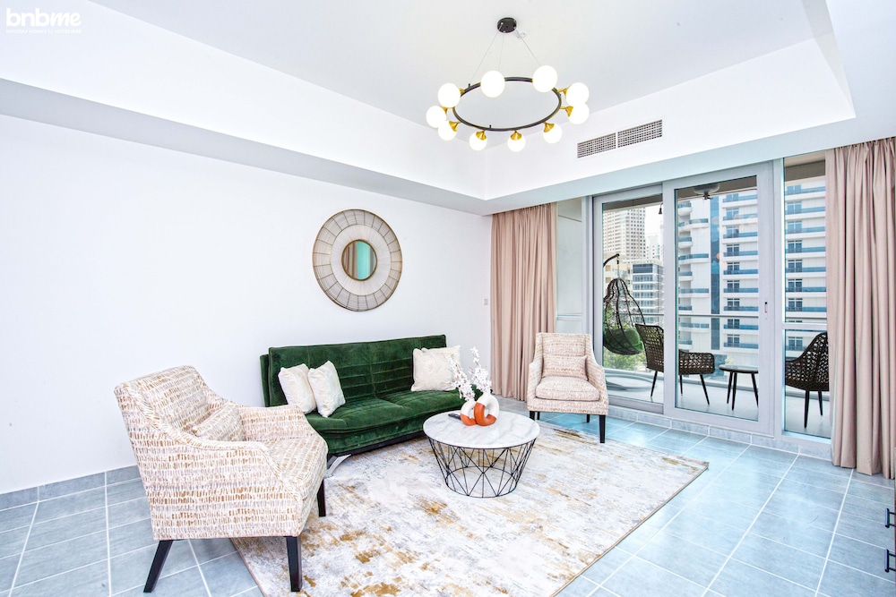 1B-Damac Waves-B67 by bnbme homes