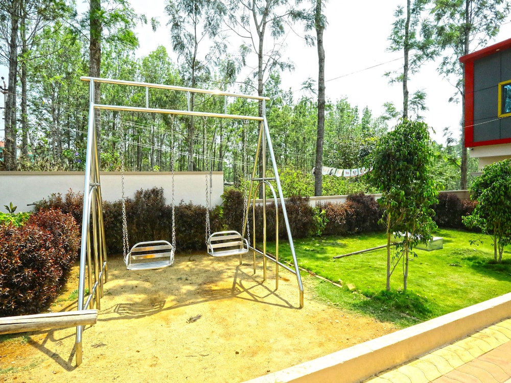 OYO 13087 Subam Hill Resort