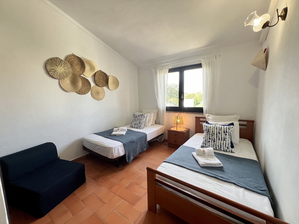 Tavira Traditional Villa by Homing