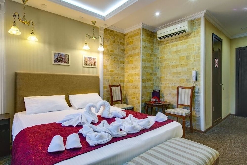 Hotel in Maryino