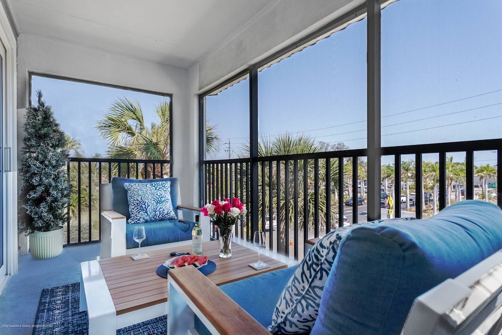 Beach Way With Ocean Views