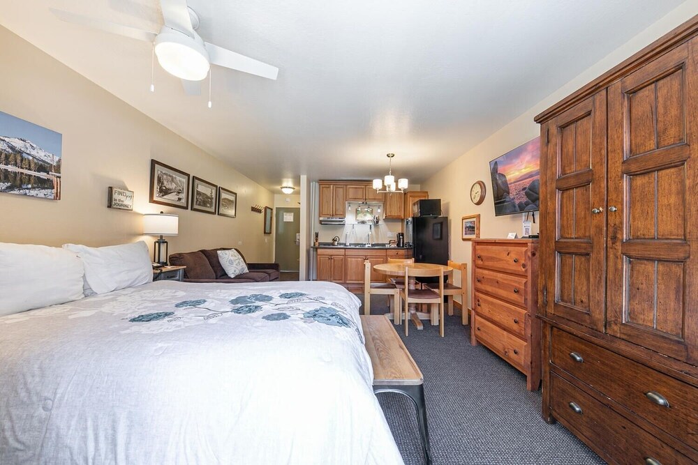 217 Bldg B Condo