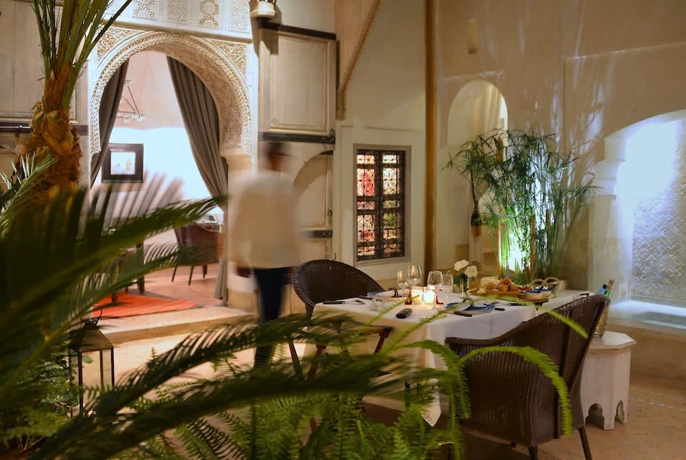 Magnificent Riad in Midina With Swimming Pool