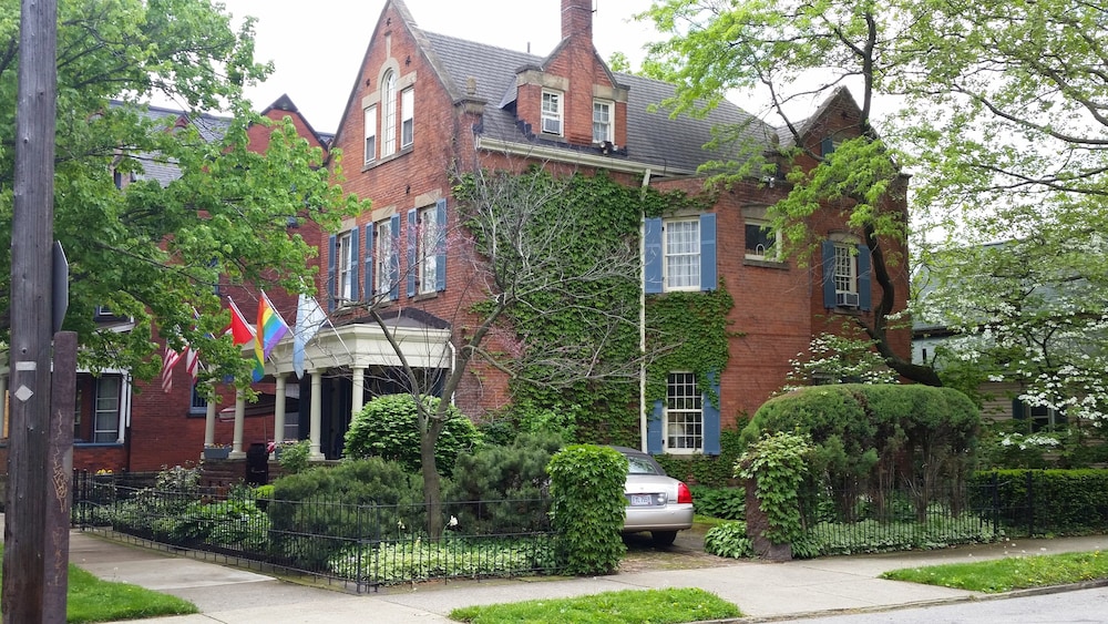 Clifford House Private Home Bed & Breakfast