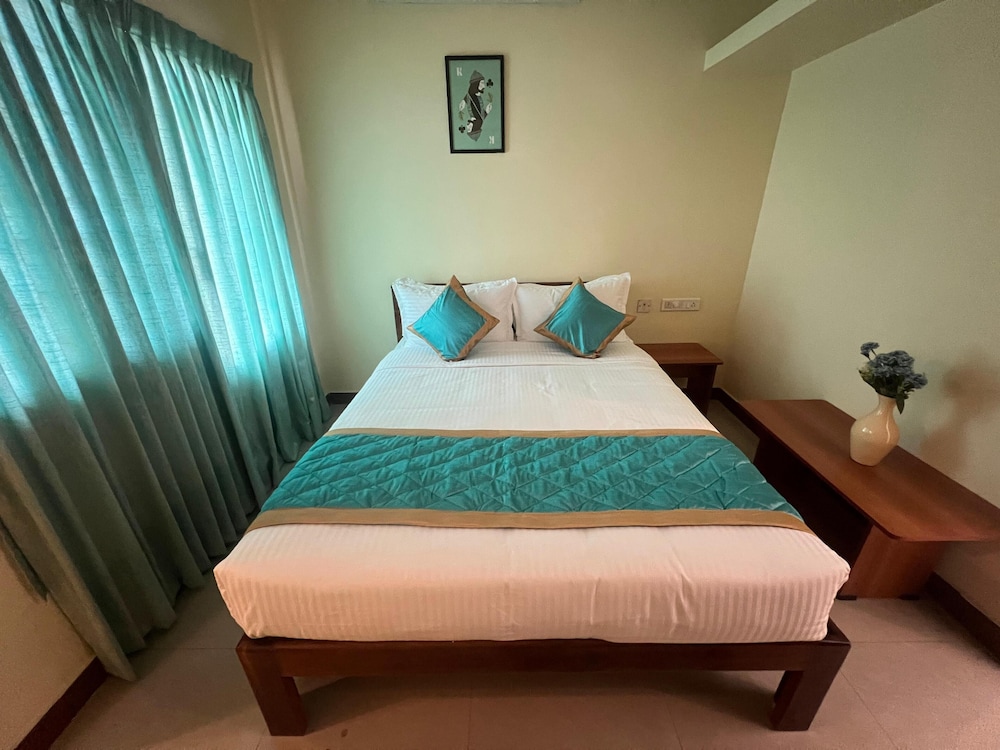 Le Ideal Suites
