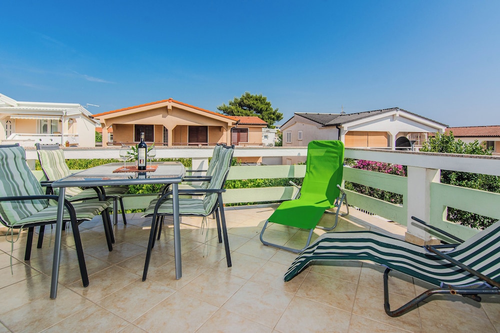 Apartment Semak
