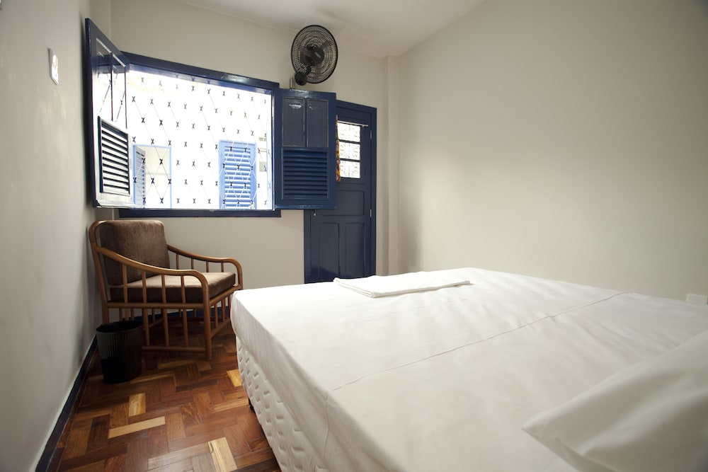 Trem Azul Hostel