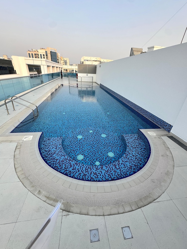 Stay Inn Albarsha by PHM