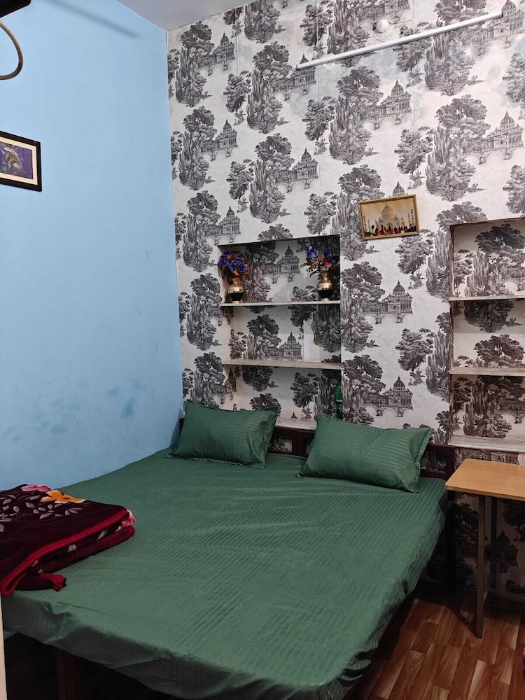 Shri Krishna Residency