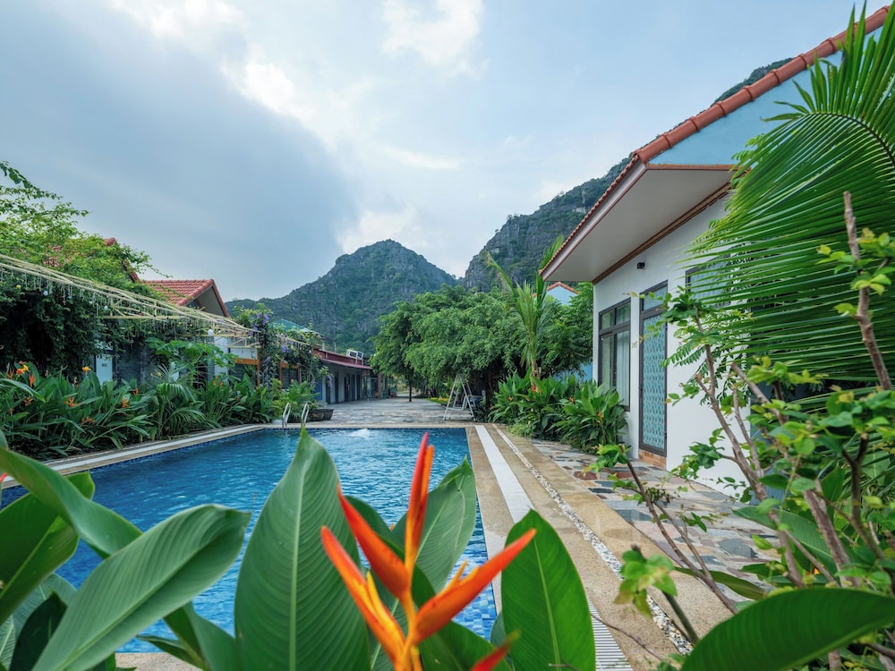 Hang Mua Holiday Homestay