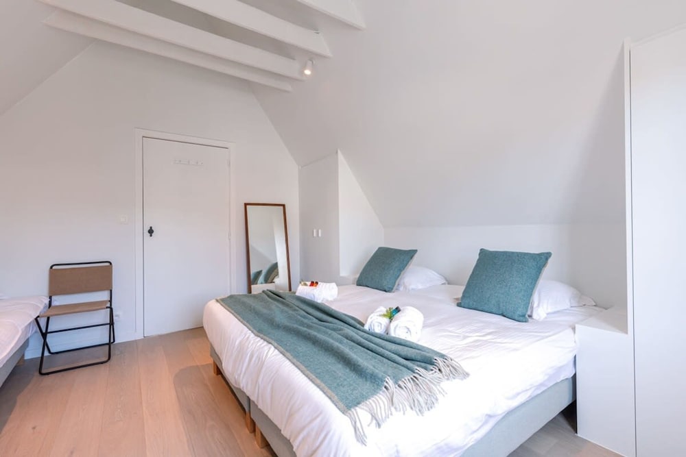Lovely new Apartment in Knokke-heist by the Beach