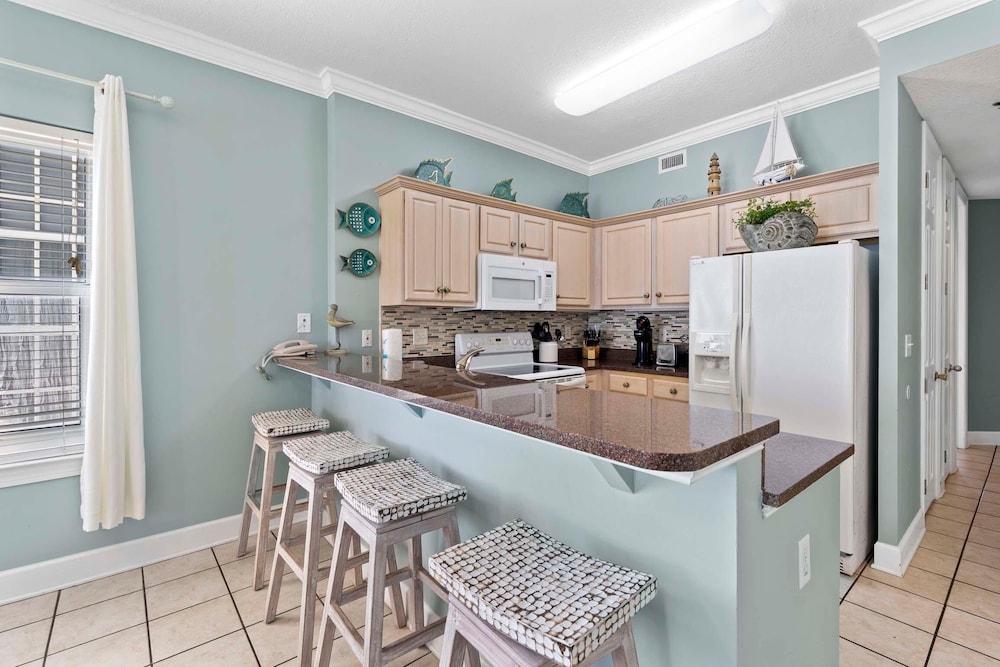Island Royale 606