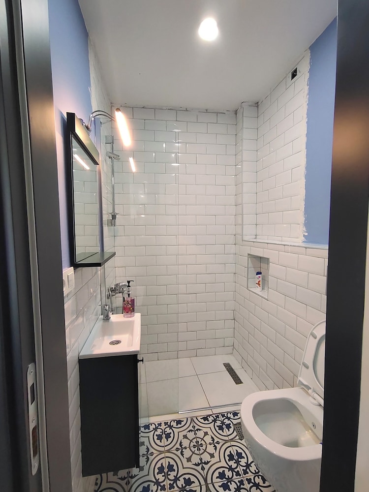 2BR 2Bath with Balcony Near Nişantaşı and Taksim #5