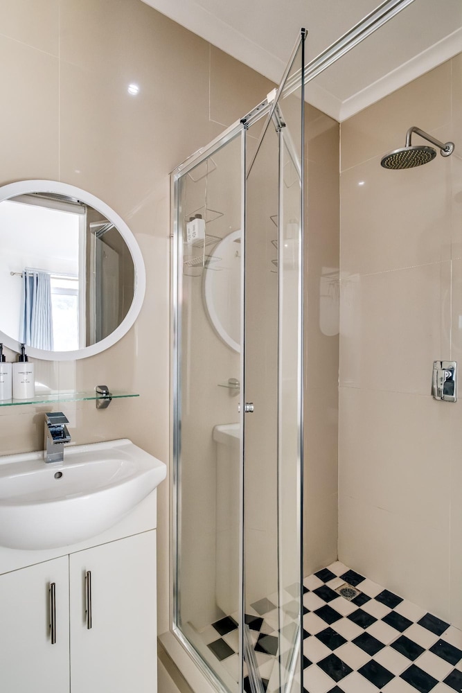 Private Secure Studio in Camps Bay The Cove