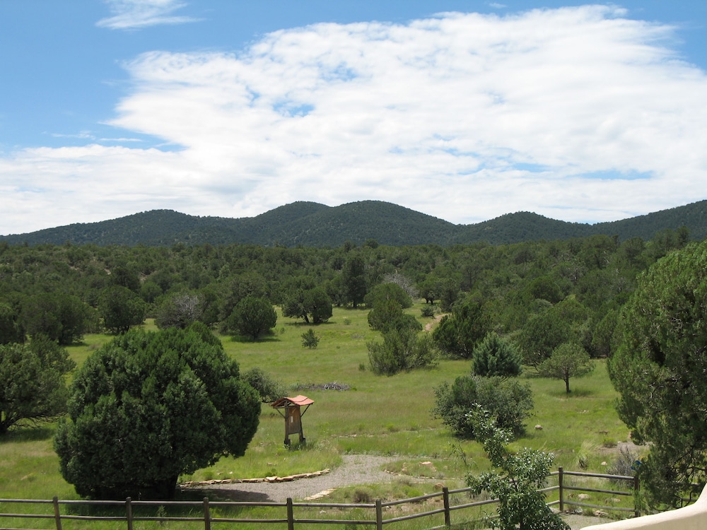 Bear Mountain Lodge