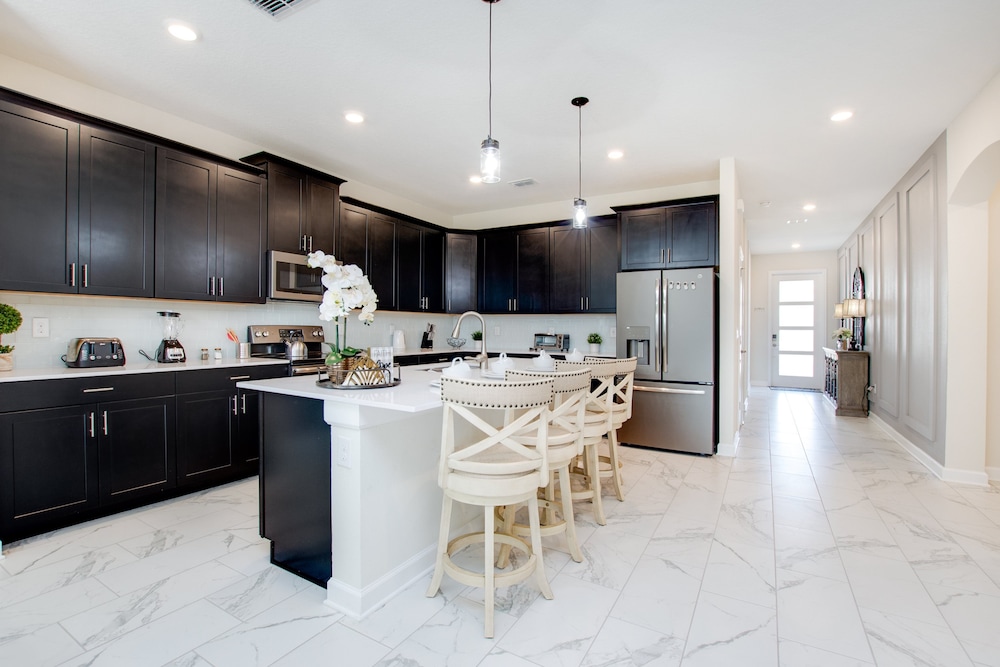 Champions Gate Resort 6 Bdrm Home