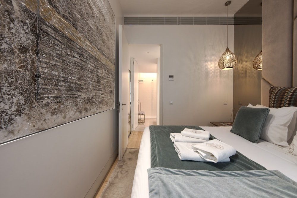 Downtown Prime by Homing