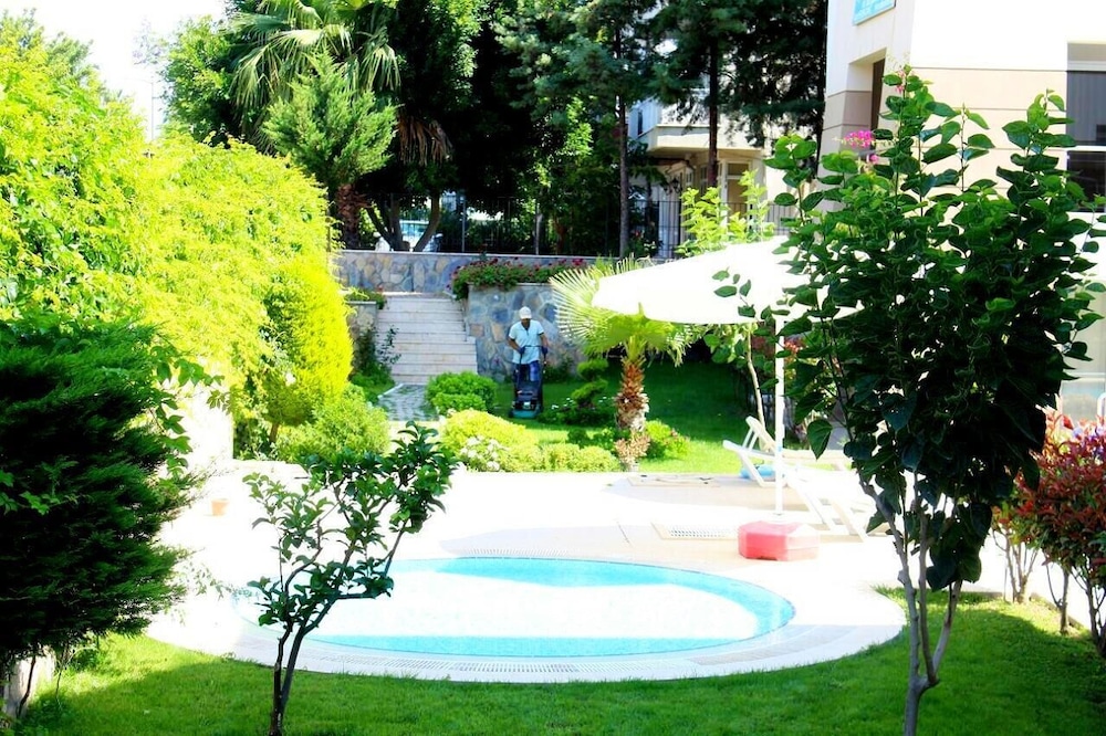Photo 7