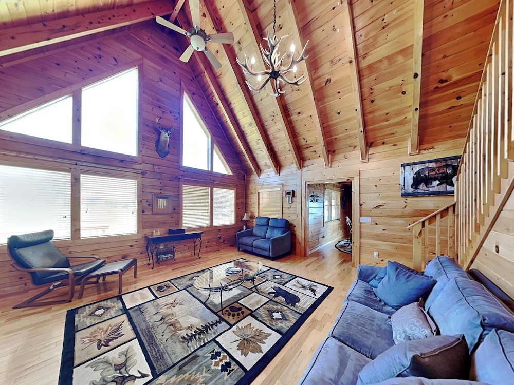 Pinnacle Place by Jackson Mountain Rentals