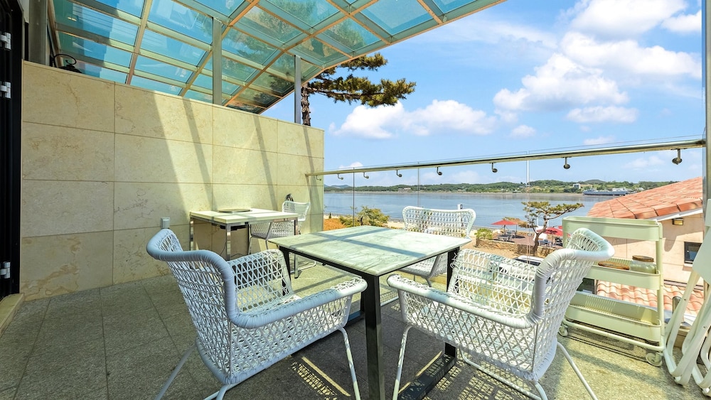 Incheon Vacations - Ganghwado Mare Seawater Poolvilla - Property Image 59