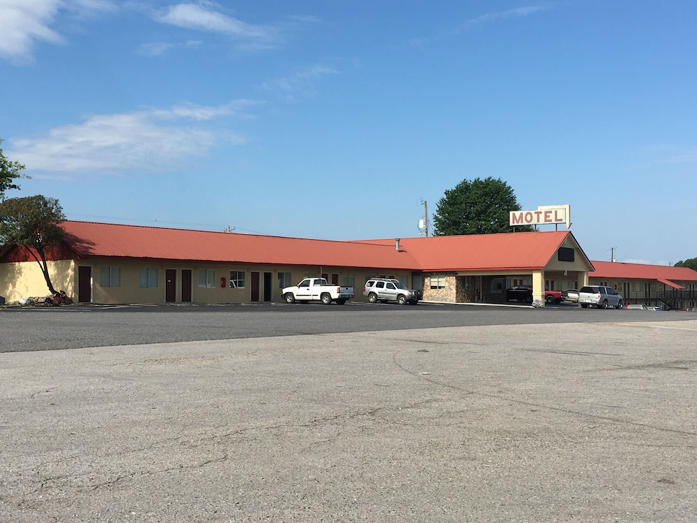 McCaig Motel