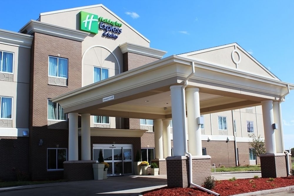 Holiday Inn Express Hotel & Suites Albert Lea - I-35 by IHG