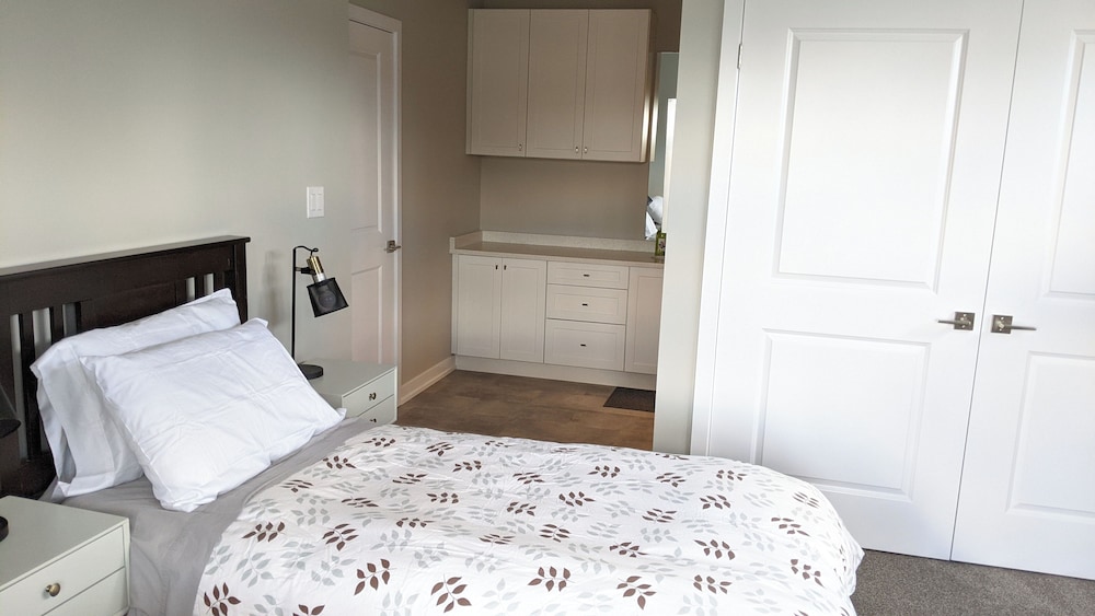 Boardwalk Homes - Executive Townhomes