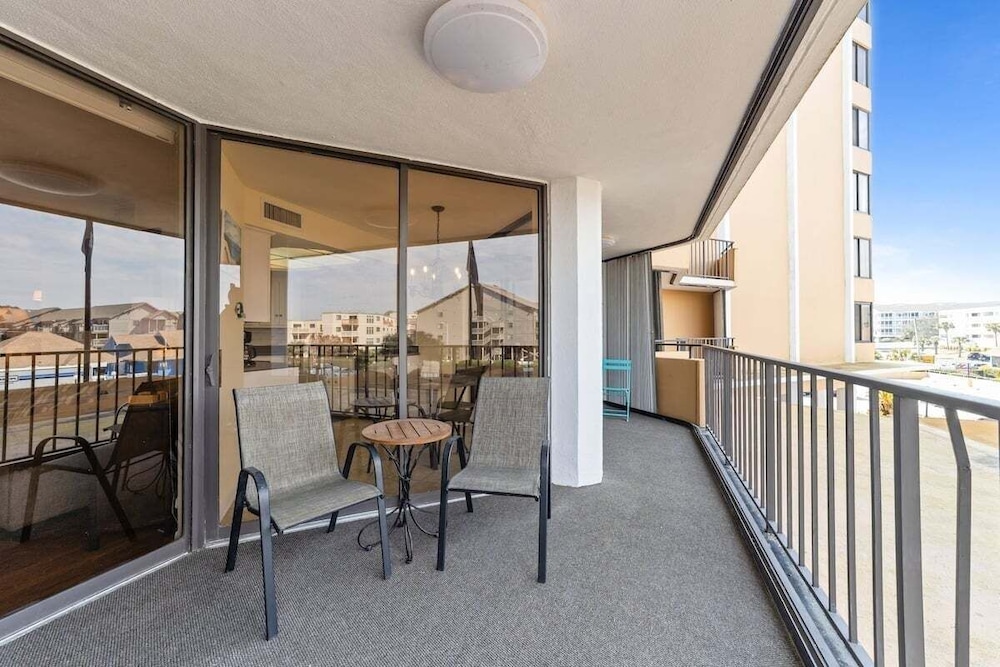 Maisons Sur Mer 106 2 Bedroom Condo