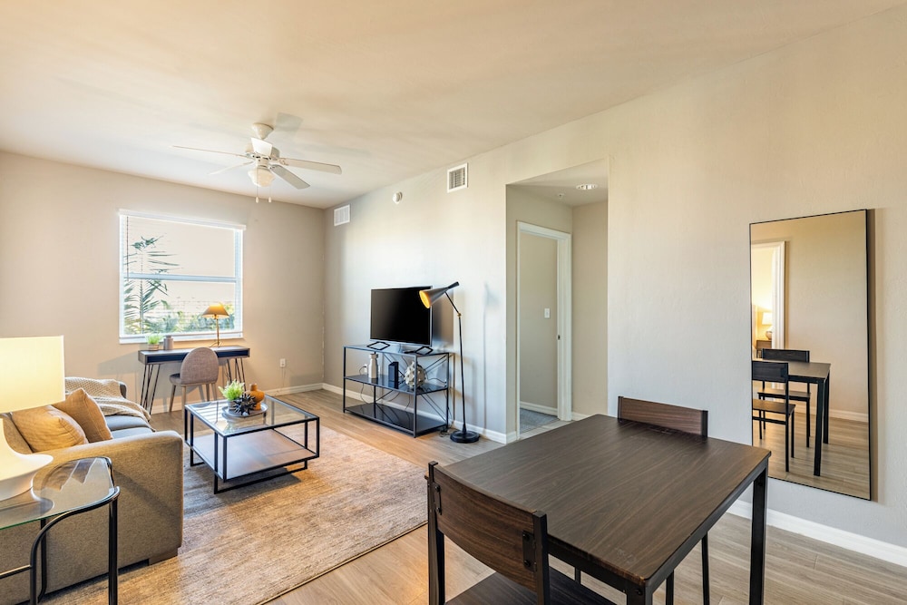Landing Amazing 1bd, Game Room, Gym